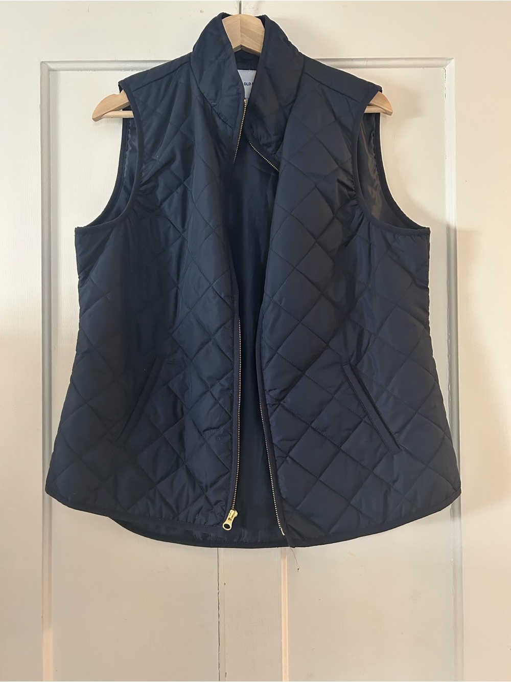 Old Navy Quilted Navy Blue Puffer Vest